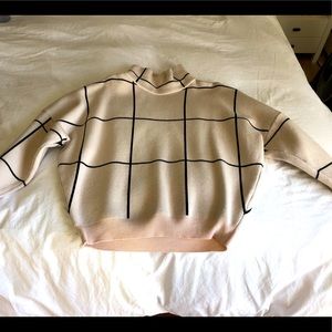 Beautiful cream Wool Sweater, worn only once!